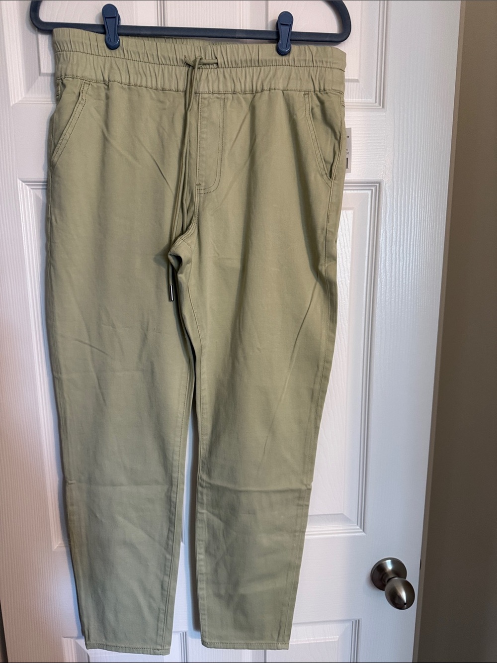 Juicy Couture Women's Straight Leg Jeans in Light Olive